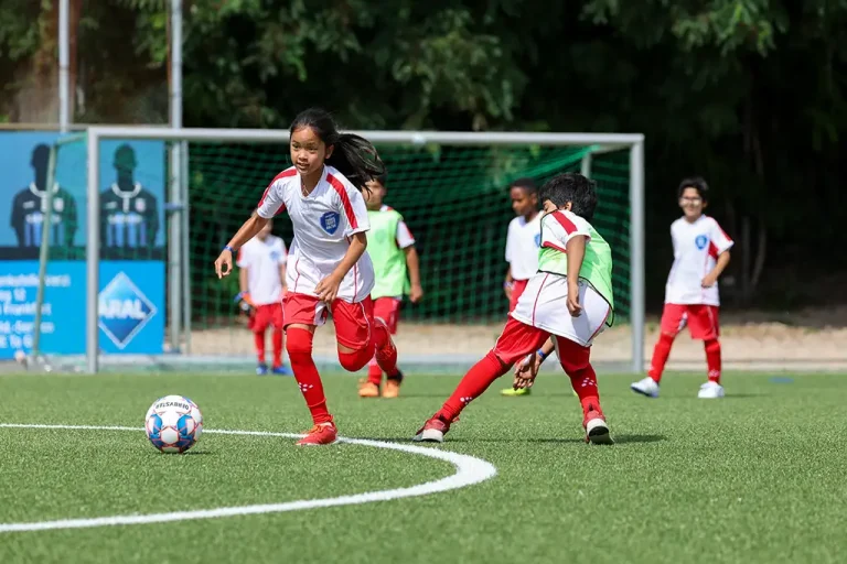 Nesrin, 9, Programmteilnehmerin „Löwenstark – Fußball trifft Kultur“